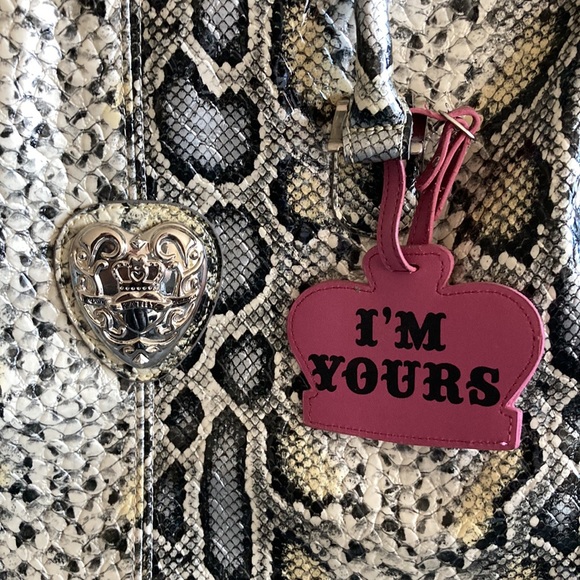 Brand New Kathy Van Zeeland Carry on - Picture 3 of 11